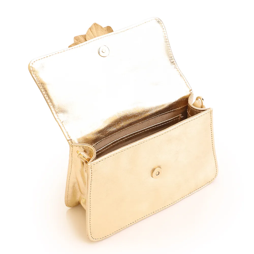 Bolsa De Mão Flor Couro Dourado - imagem 5