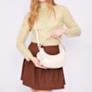 Bolsa De Mão Flor Couro Off White - imagem 2