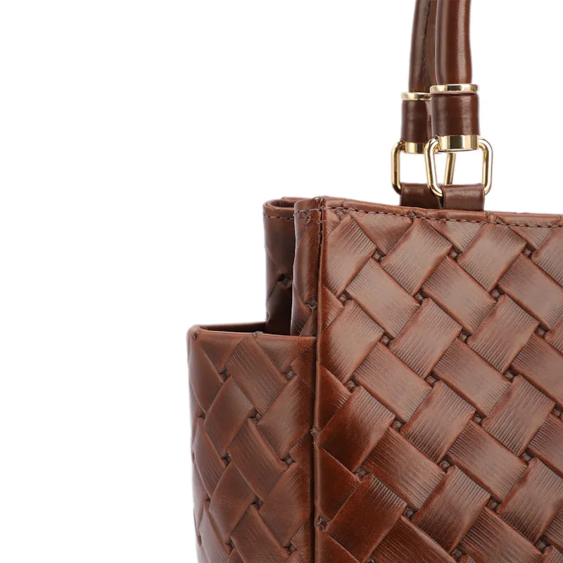Bolsa De Mão Média Couro Textura Tressê Marrom Bolso Lateral - foto 6