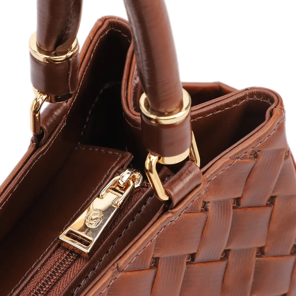 Bolsa De Mão Média Couro Textura Tressê Marrom Bolso Lateral - imagem 5