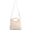 Bolsa De Mão Pequena Couro Off White Frente Ráfia - imagem 3