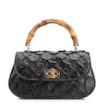Bolsa De Mão Pequena Pirarucu Preto Alça Bambu - imagem 1