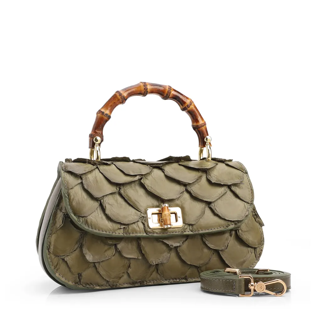 Bolsa De Mão Pequena Pirarucu Verde Alça Bambu - imagem 2