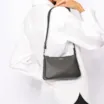 Bolsa De Ombro Alt Preto - imagem 2