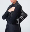 Bolsa De Ombro Alt Verniz Preto - imagem 2