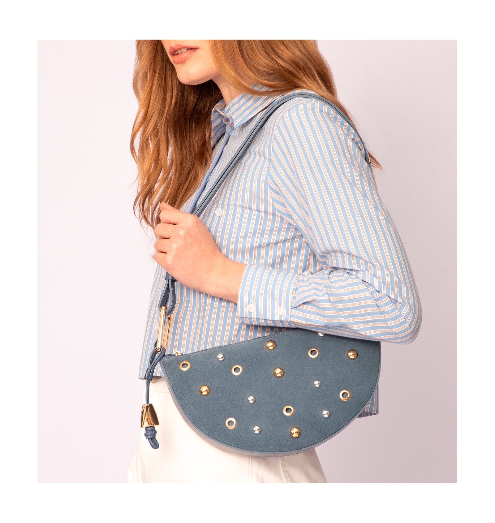 Bolsa De Ombro Aplicações Couro Camurça/Couro Azul