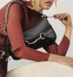 Bolsa De Ombro Bridão Couro Preto - imagem 2