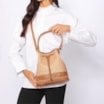 Bolsa De Ombro Bucket Ráfia Mosaico Marrom - imagem 8