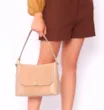 Bolsa De Ombro Cadeado Couro Camurça/Couro Bege - imagem 2