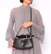 Bolsa De Ombro Cadeado Couro Preto - imagem 9