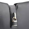 Bolsa De Ombro Cadeado Couro Preto - imagem 6