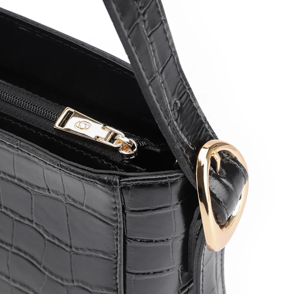 Bolsa De Ombro Fivela Couro Croco Preto - imagem 5