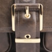 Bolsa De Ombro Fivela Couro Estonado Marrom - imagem 7