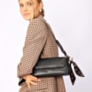  Bolsa De Ombro Lenço Couro Preto - imagem 2