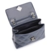 Bolsa De Ombro Matelassê Couro Azul - imagem 4