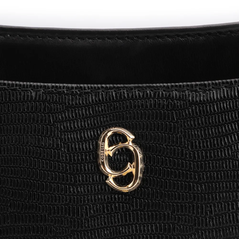 Bolsa De Ombro Média Preta Couro Lezard Pingente Corda - imagem 7