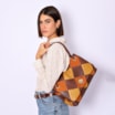 Bolsa De Ombro Patchwork Couro Marrom/Couro Colors - imagem 2