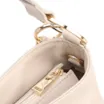 Bolsa De Ombro Pequena Couro Off White Pingente Corrente e Pedras - imagem 5