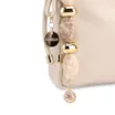 Bolsa De Ombro Pequena Couro Off White Pingente Corrente e Pedras - imagem 6