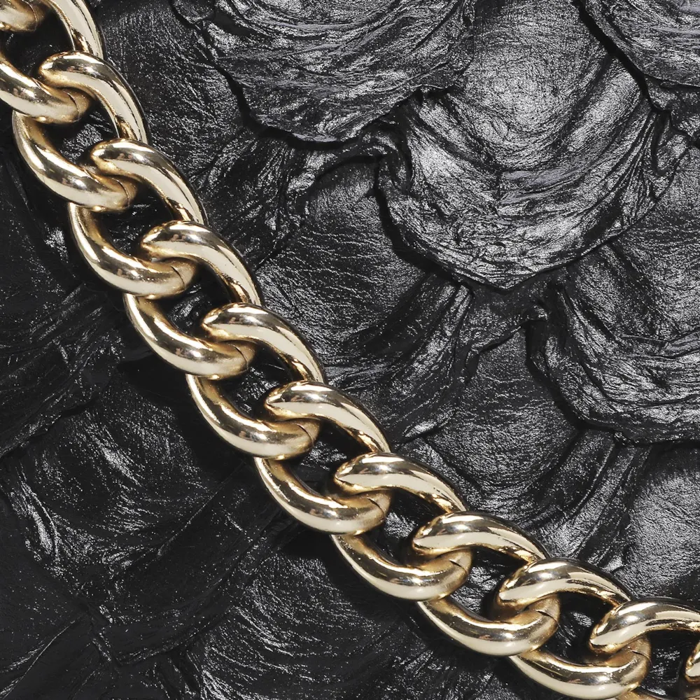 Bolsa De Ombro Pirarucu Preto - imagem 6