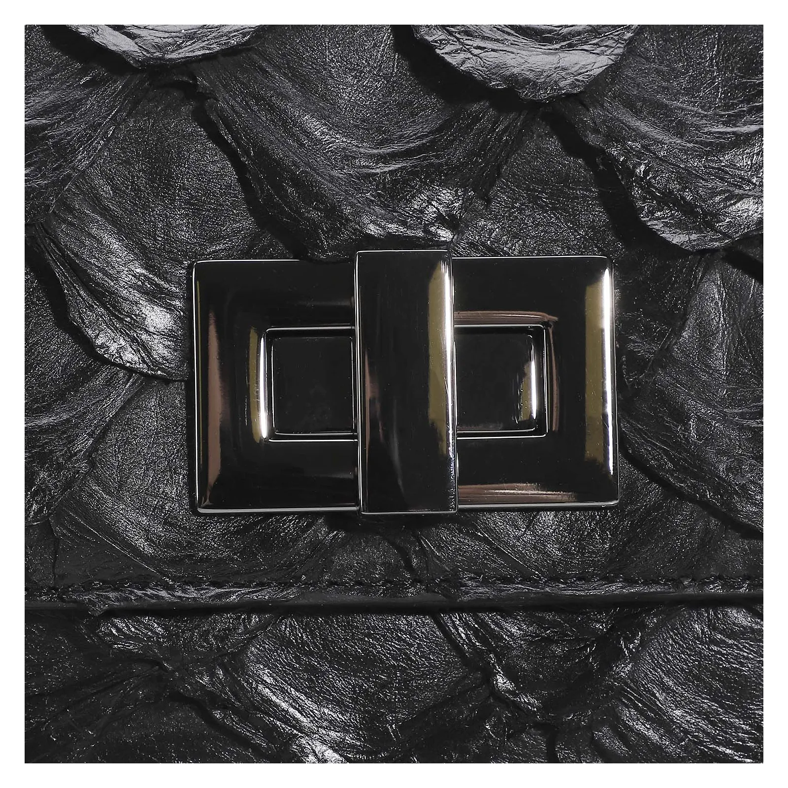 Bolsa De Ombro Pirarucu Preto