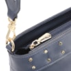Bolsa De Ombro Rebites Couro Azul - imagem 5
