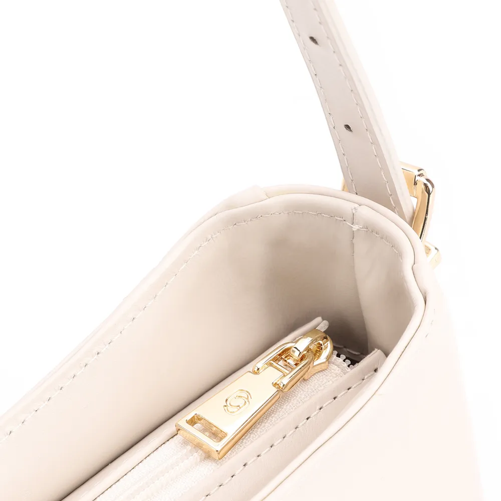 Bolsa De Ombro Rebites Couro Off White - imagem 5