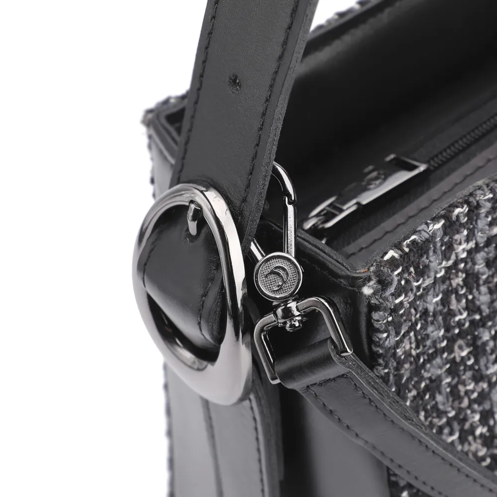 Bolsa De Ombro Tweed Preto/Couro Preto - imagem 7