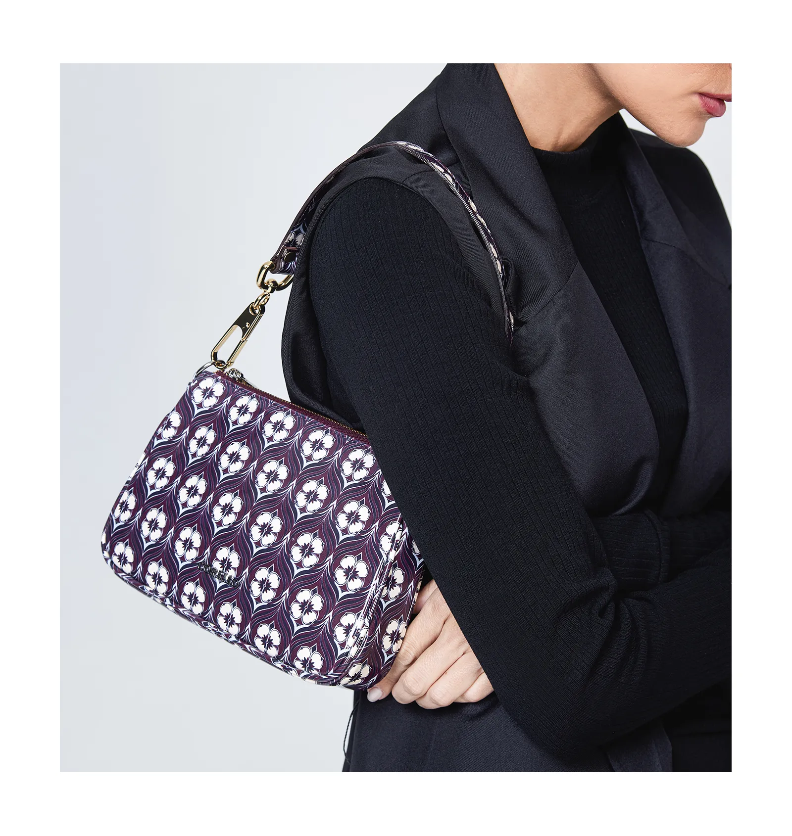 Bolsa De Ombro Verniz Estampado