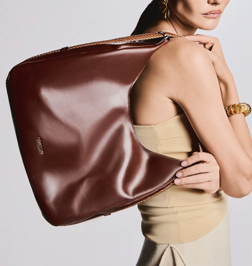Bolsa Hobo Alça Tramada Couro Marrom - imagem 2