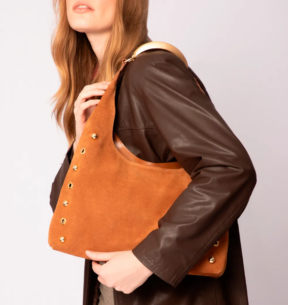 Bolsa Hobo Aplicações Couro Camurça/Couro Marrom - imagem 2