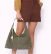 Bolsa Hobo Bag Charm Couro Camurça/Couro Verde - imagem 2