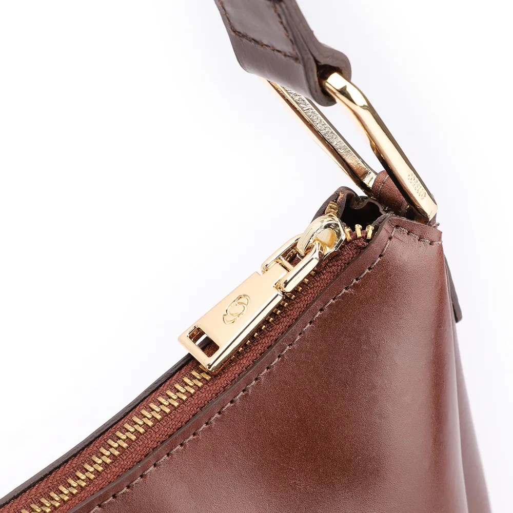 Bolsa Hobo Bag Charm Couro Marrom - imagem 5