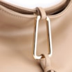 Bolsa Hobo Couro Bege - imagem 6