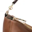 Bolsa Hobo Couro Marrom - imagem 5