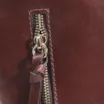 Bolsa Hobo Couro Marrom Escuro - imagem 5