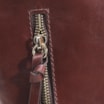 Bolsa Hobo Couro Marrom Escuro - imagem 5
