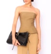 Bolsa Hobo Couro Preto - imagem 7