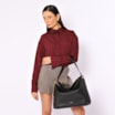Bolsa Hobo Couro Preto - imagem 2