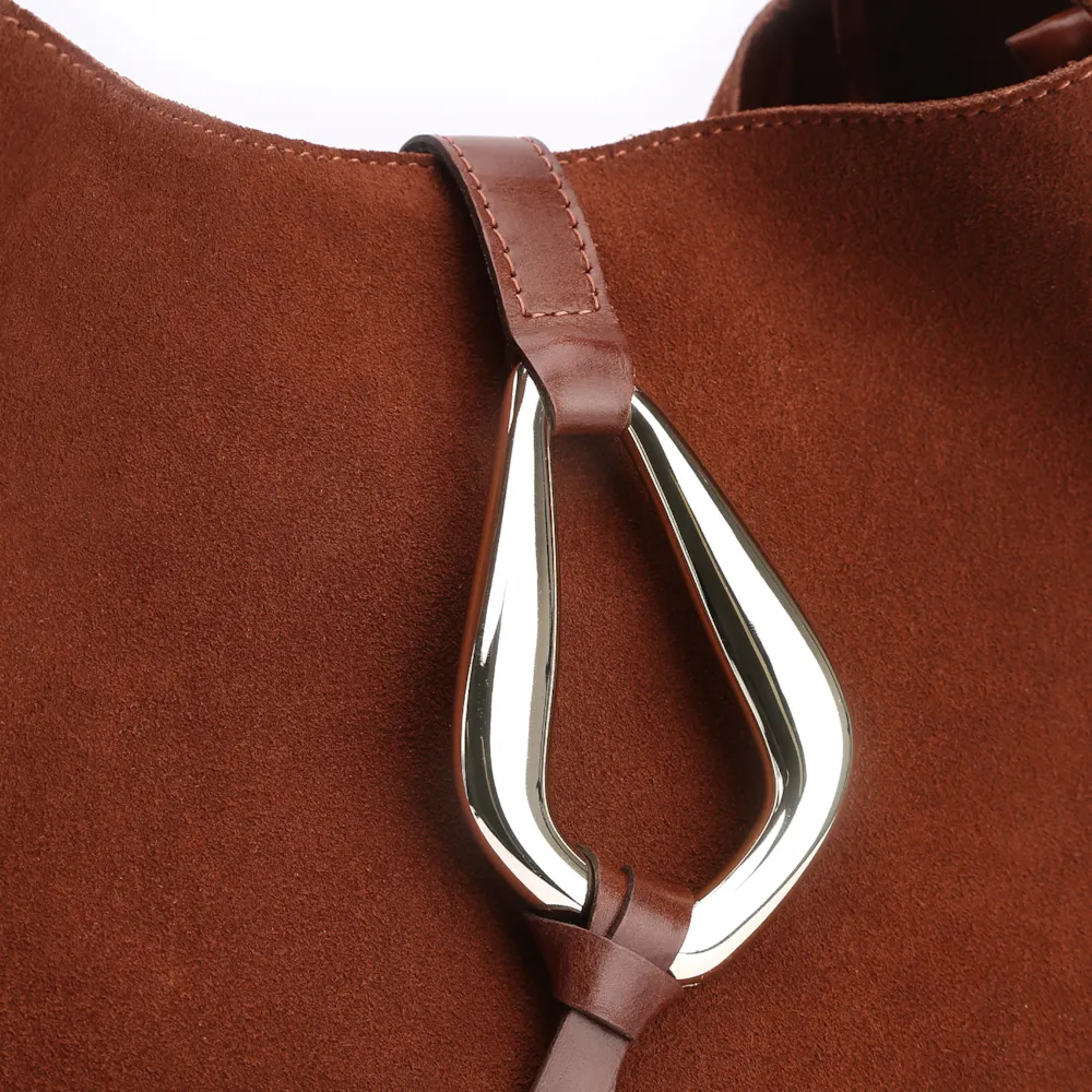 Bolsa Hobo Fivela Couro Camurça Marrom - imagem 7