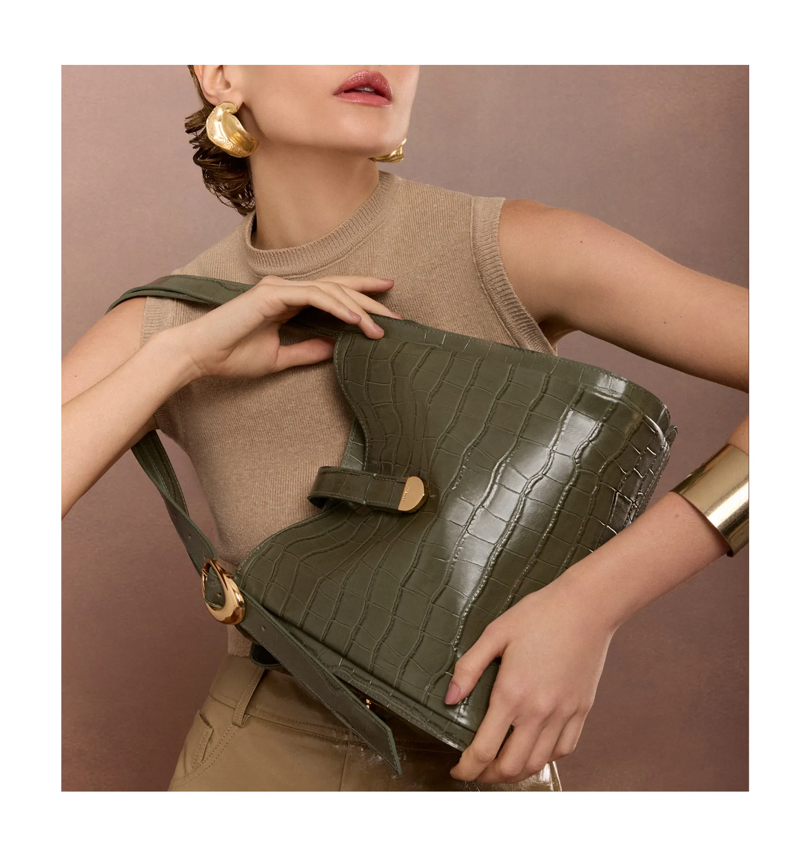 Bolsa Hobo Fivela Couro Croco Verde