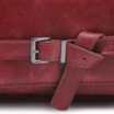 Bolsa Hobo Fivela Couro Estonado Vermelho - imagem 8