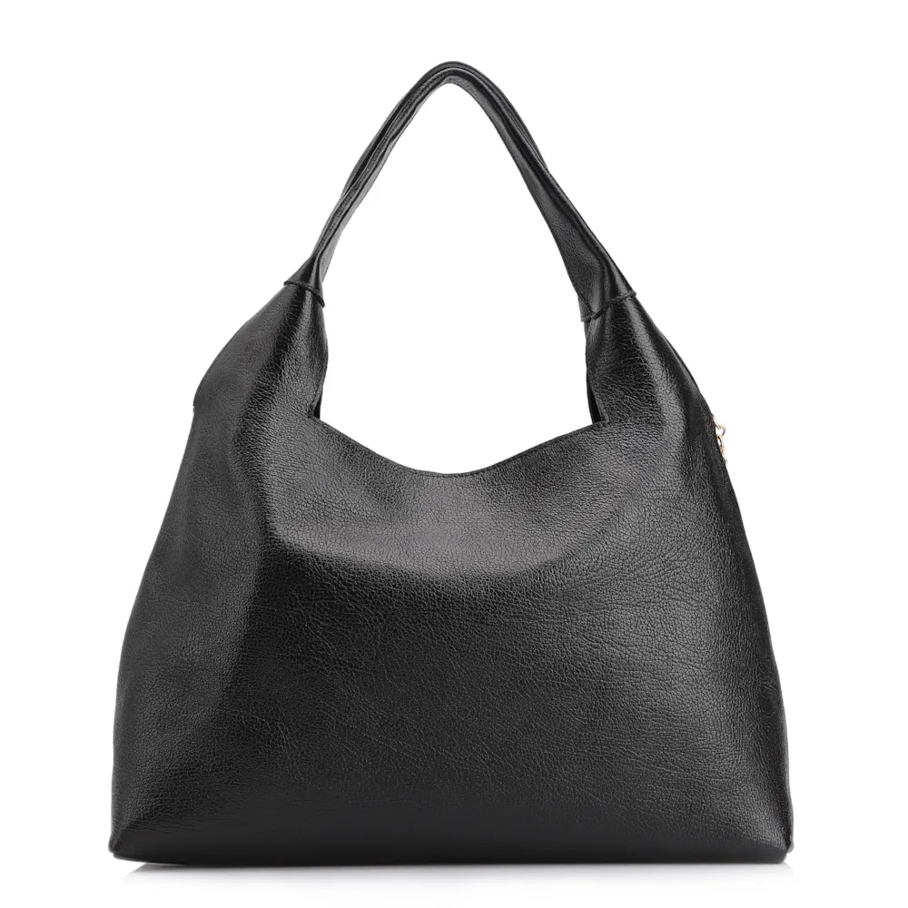 Bolsa Hobo Grande Couro Antique Preta Pingente Medalha - imagem 4