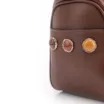 Bolsa Hobo Grande Couro Marrom Claro Pedras Laterais - imagem 8