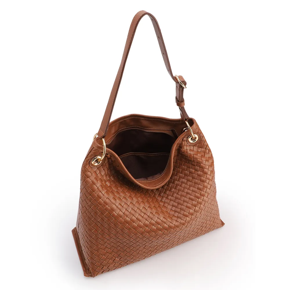 Bolsa Hobo Grande Couro Marrom Claro Tressê Argola - imagem 5