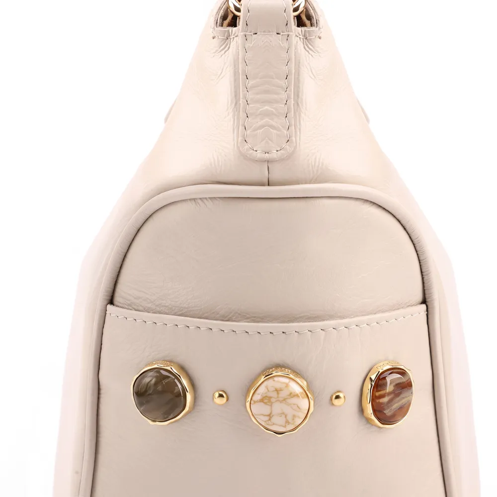 Bolsa Hobo Grande Couro Off White Pedras Laterais - imagem 7