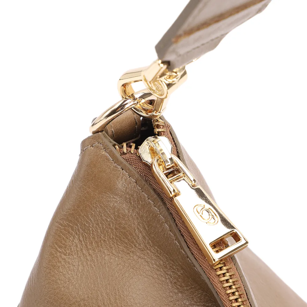 Bolsa Hobo Grande Couro Verde Claro Pedras Laterais - imagem 6