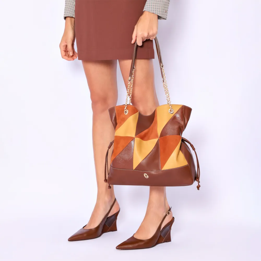 Bolsa Hobo Patchwork Couro Marrom/Patchwork Colorido - imagem 2