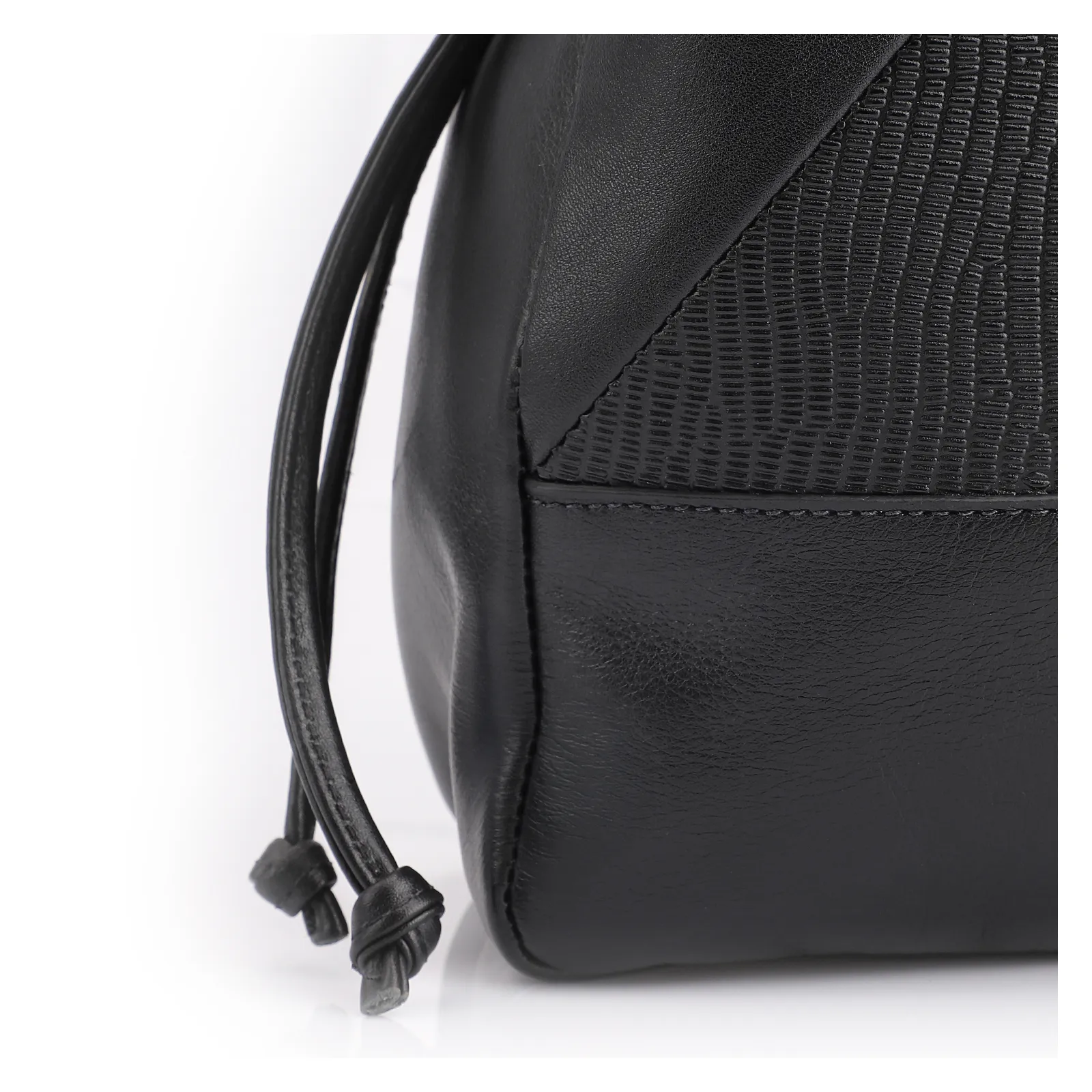 Bolsa Hobo Patchwork Couro Preto/Patchwork Preto