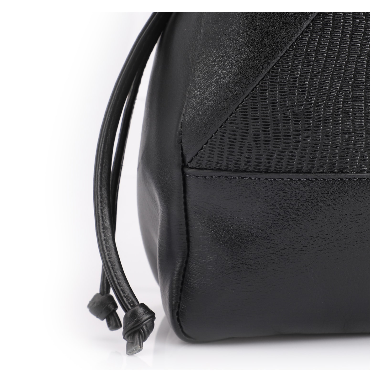 Bolsa Hobo Patchwork Couro Preto/Patchwork Preto